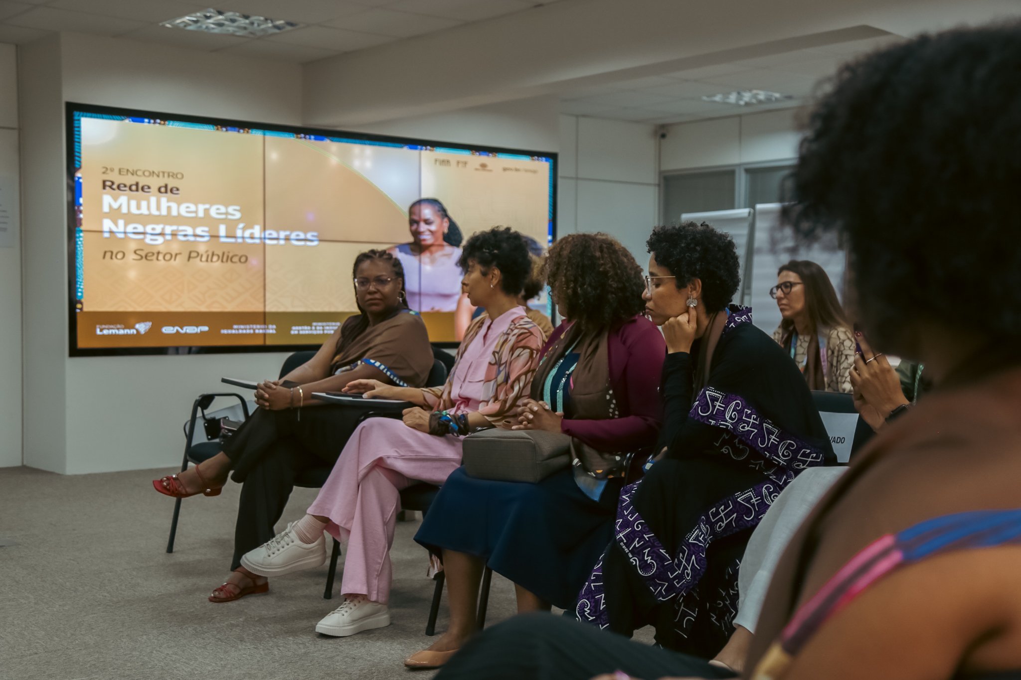 Enap realiza 2º Encontro da Rede de Mulheres Negras Líderes do Setor Público e celebra trajetória, potência e futuro da liderança negra