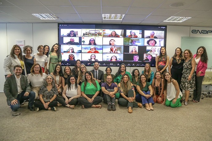 Enap encerra curso de análise de dados, voltado exclusivamente para mulheres