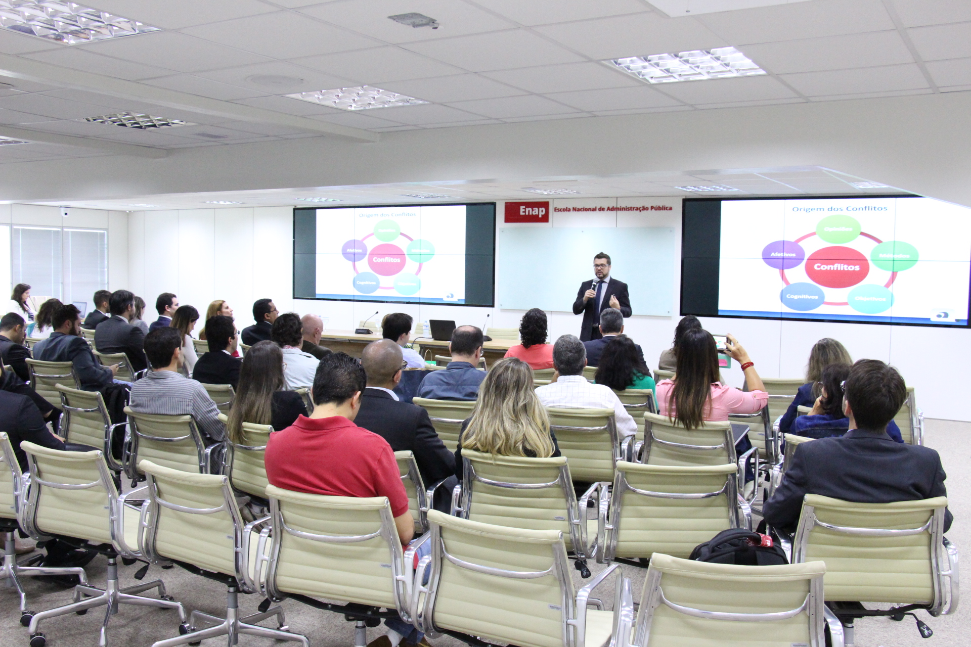 Resolução de conflitos da Anatel é tema de evento na Enap