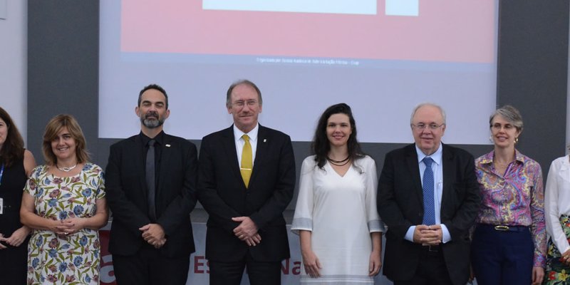 evg-Oito_instituições_aderem_ao_Portal_Escola_Virtual.jpg