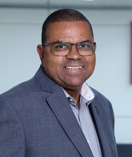 Foto de {{ member.name }}