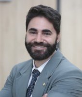 Foto de {{ member.name }}