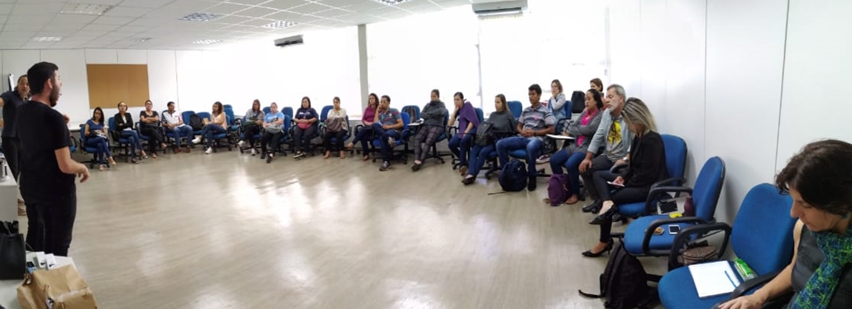 Enap realiza oficina sobre questões raciais para pessoas surdas