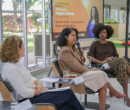 Encontro de mulheres negras líderes na Enap é espaço de fortalecimento de vínculos e narrativas