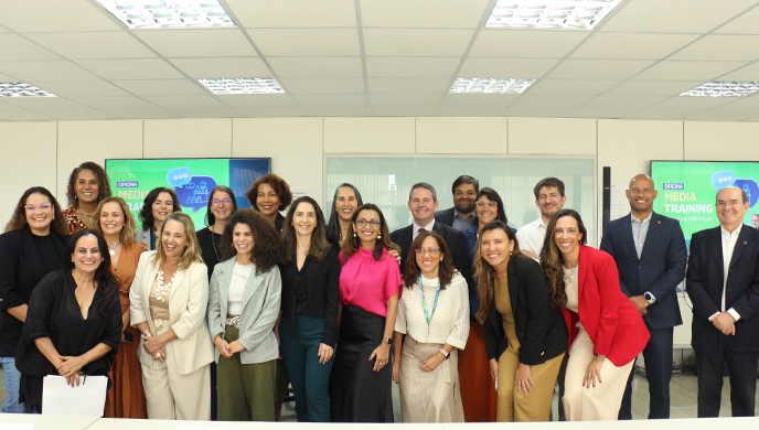 Participantes aprenderam a empregar técnicas de oratória para entrevistas com a mídia, gerenciando mensagens-chave de forma estratégica