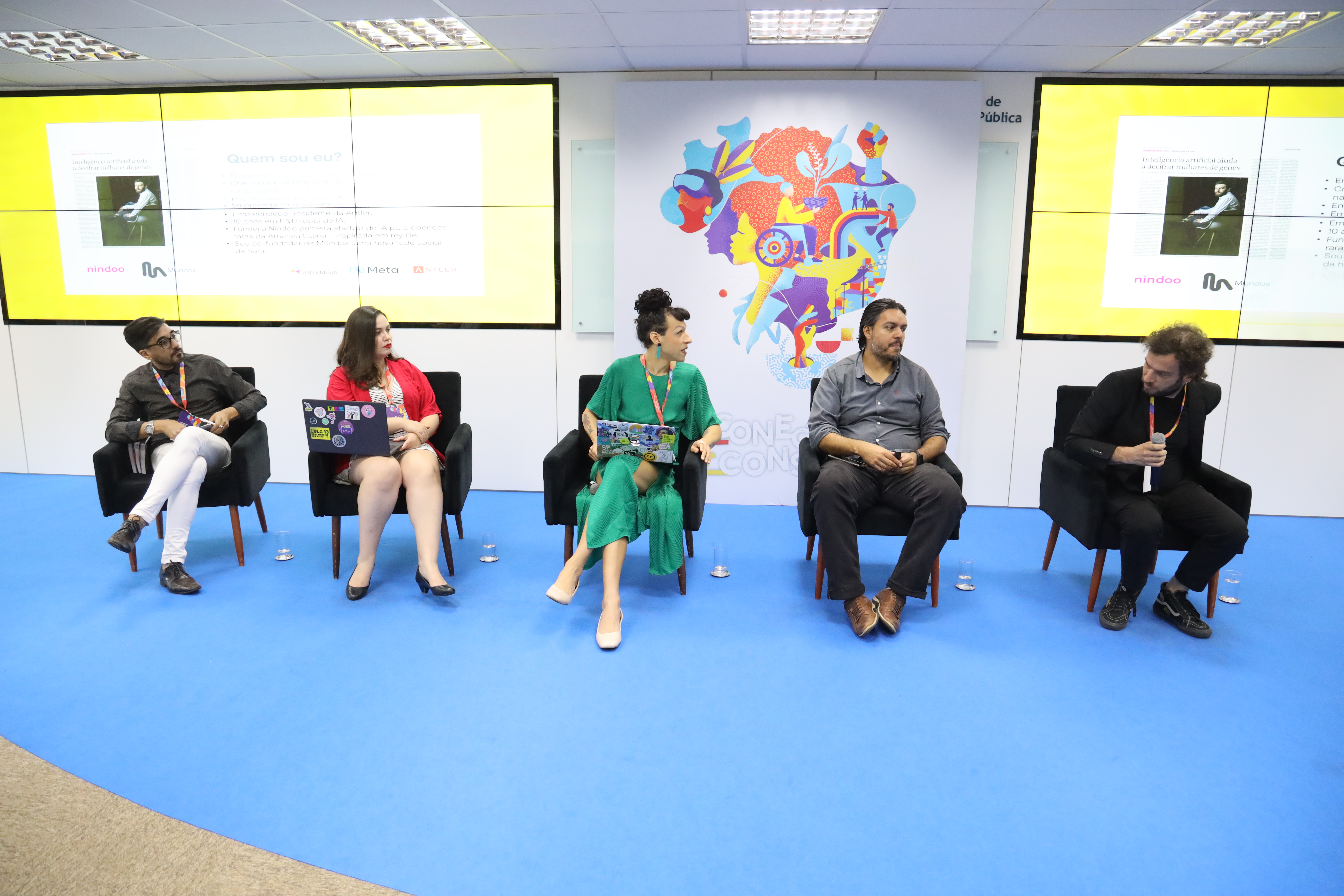 mesa redonda discute como a ia esta transformando a sociedade